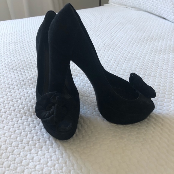 Louis Vuitton shoe - Picture 2 of 10